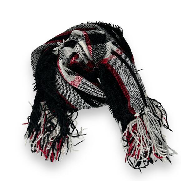 NWOT Style & Co Black Red Plaid Scarf with Fringe Winter Holiday Warm Soft NEW - Picture 4 of 14